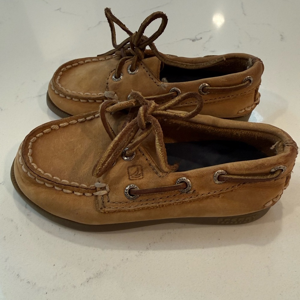 Sperry Kids Tan Boat Shoes - Picture 2 of 8